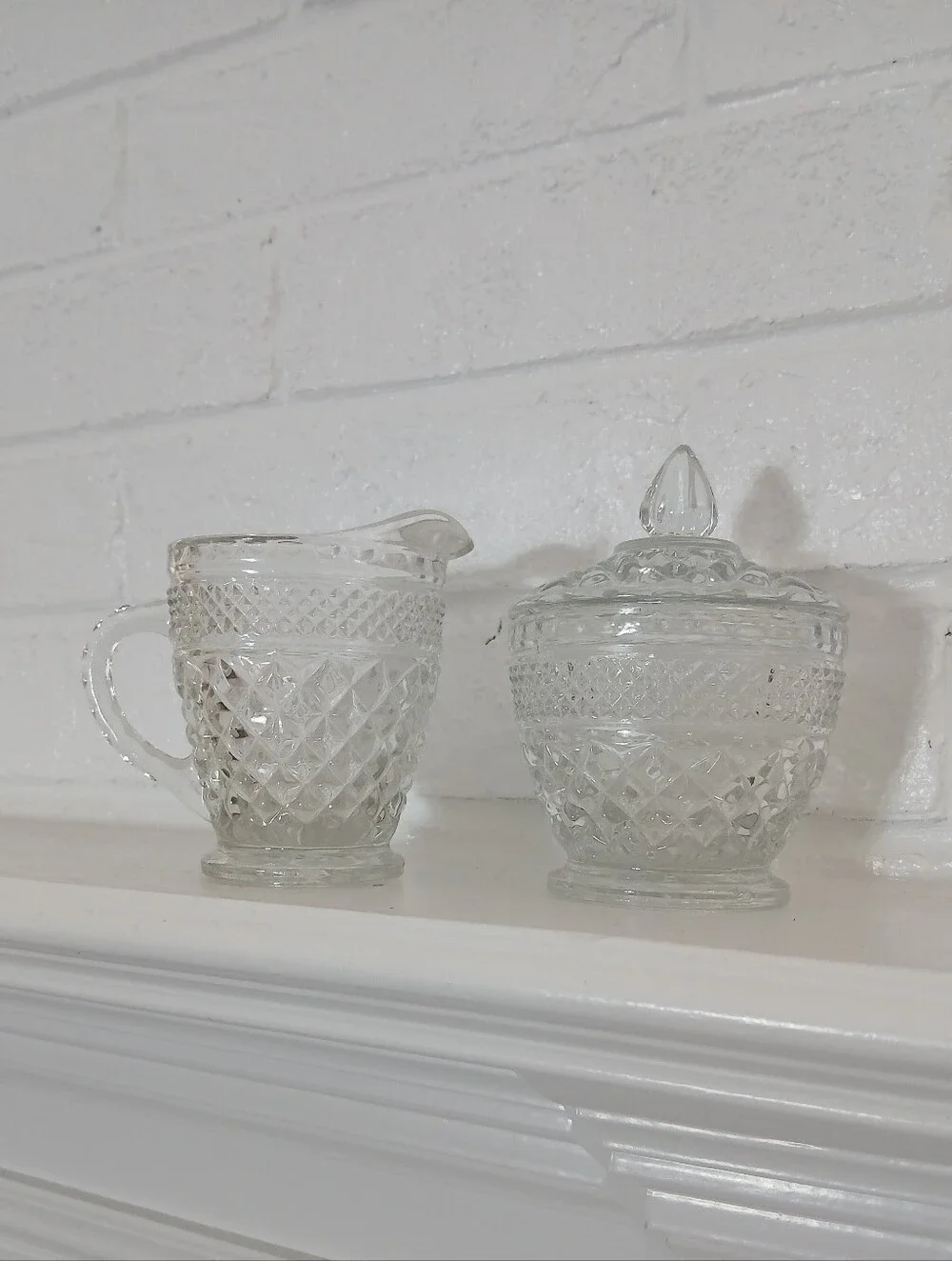 Vintage Diamond-Cut Clear Glass Creamer & Lidded‎ Sugar Bowl Set